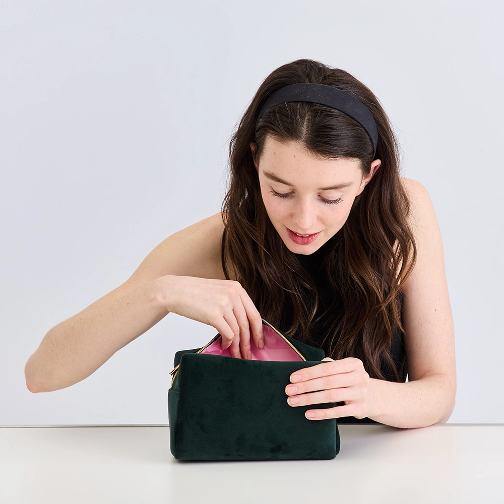 Velvet-make-up-bags 5 Velvet make up bags 5
