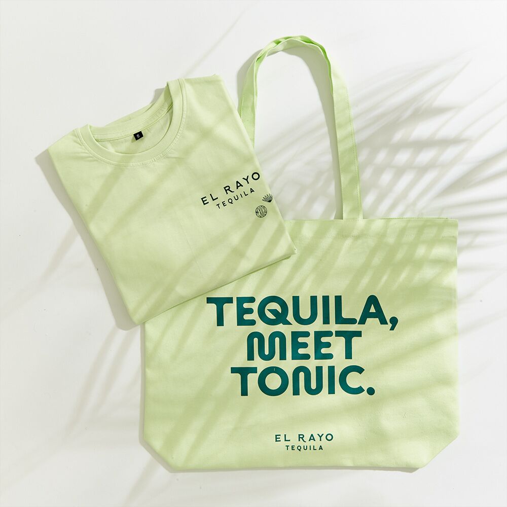 personalised-t-shirts-with-totes-at-supreme-creations personalised t shirts with totes at supreme creations